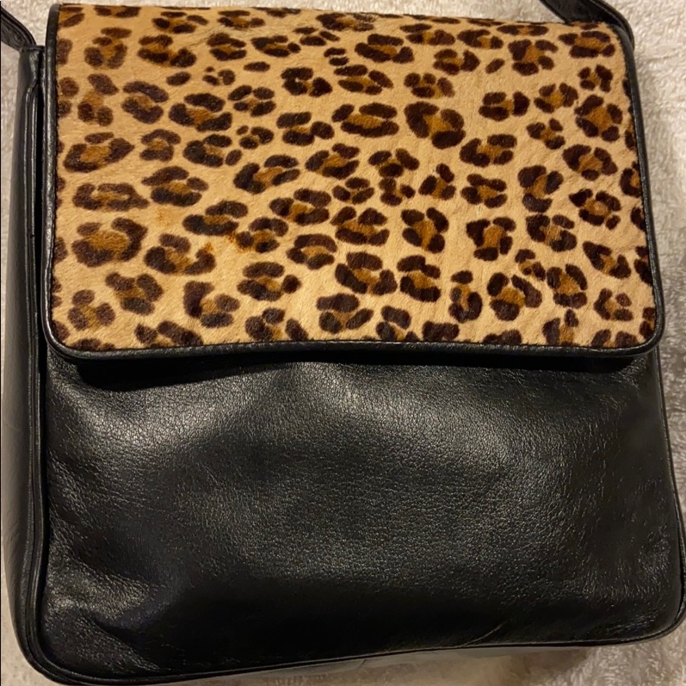 Small black  shoulder bag - Picture 2 of 5